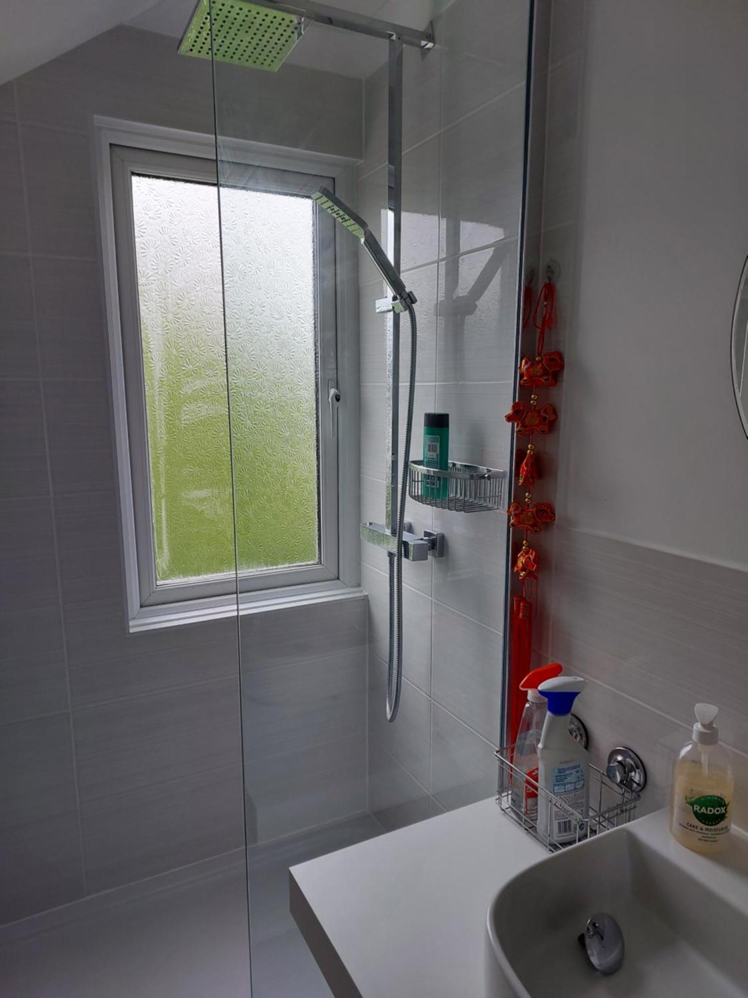 Double Room With Ensuite Shower Room In Quiet, Private House Worthing Eksteriør billede